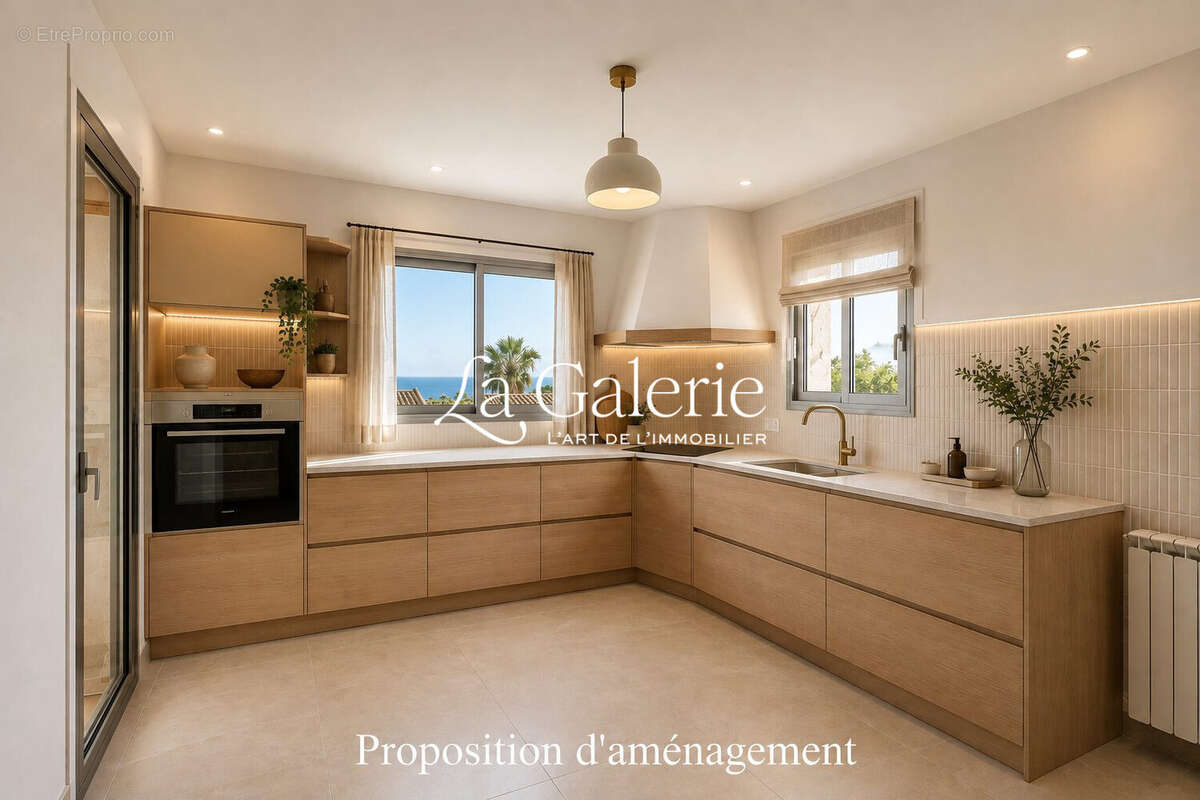 Maison 180 m² à Carqueiranne  - photo 6