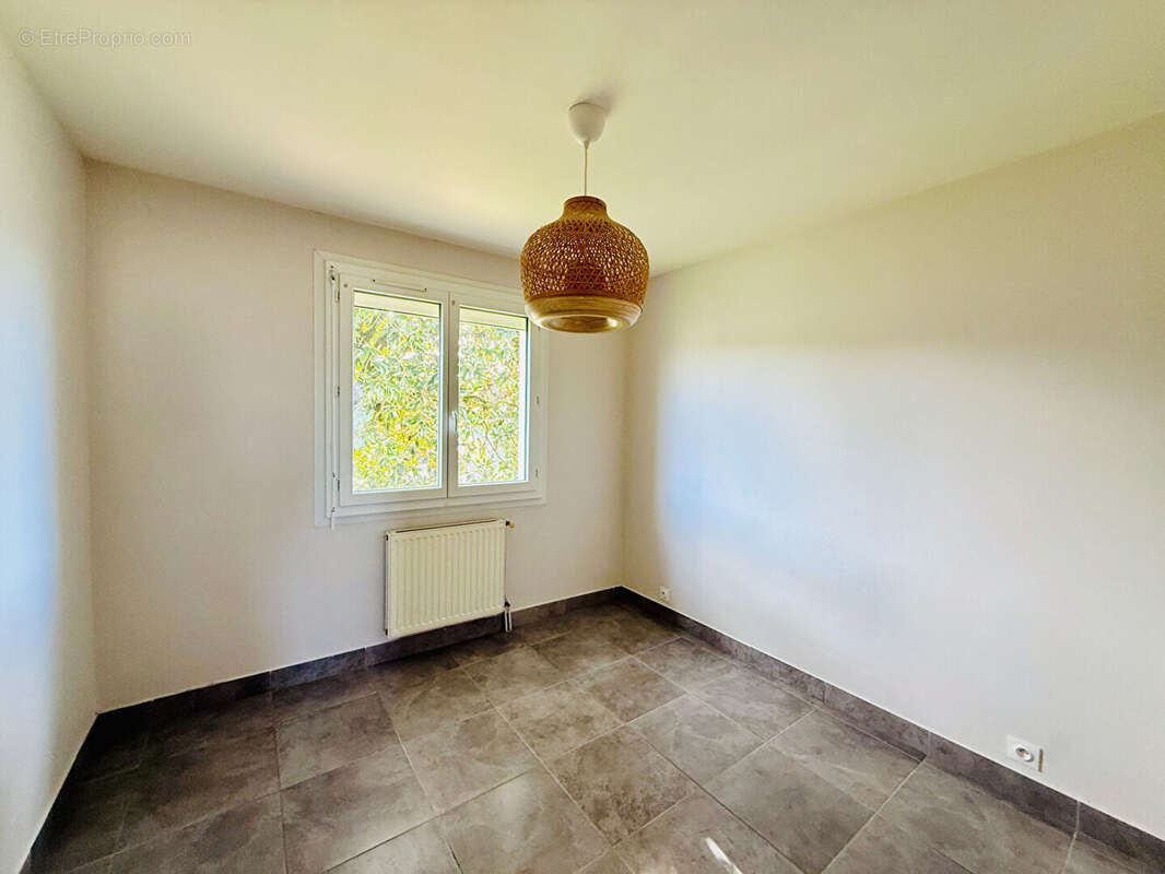 Maison à SAINT-SYLVESTRE-SUR-LOT