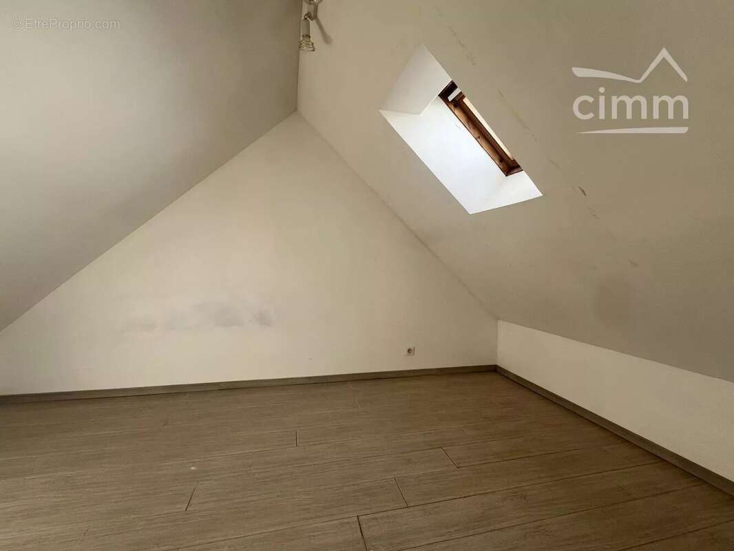 Maison à SALIGNY-SUR-ROUDON