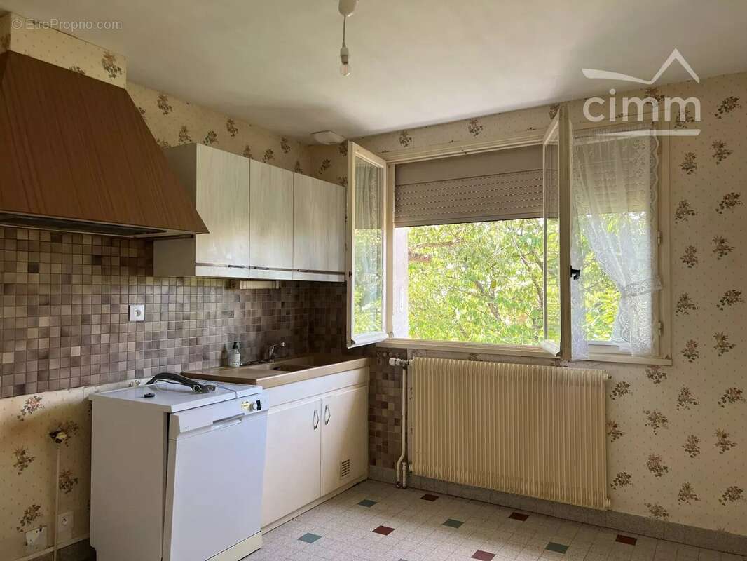 Maison  4 chambres à Bourbon-Lancy - photo 6