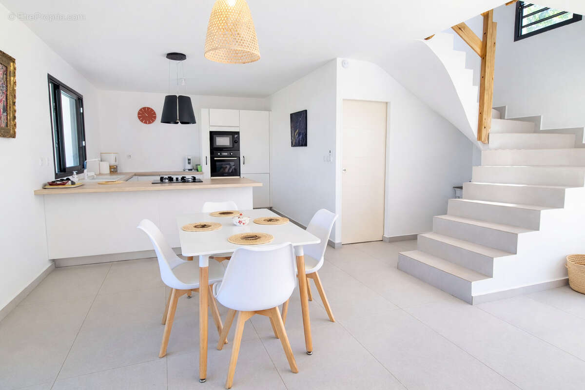 Maison à SAINT-JOSEPH