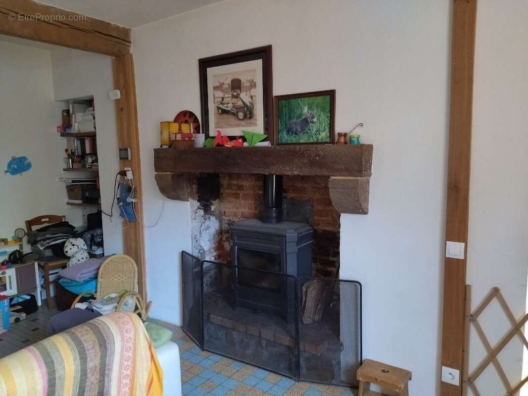 Maison à NEUVILLALAIS