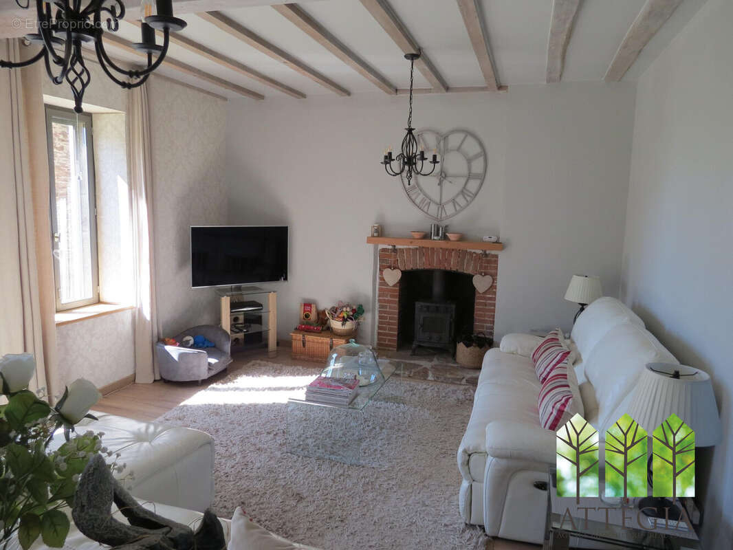 Maison à BUSSIERE-SAINT-GEORGES