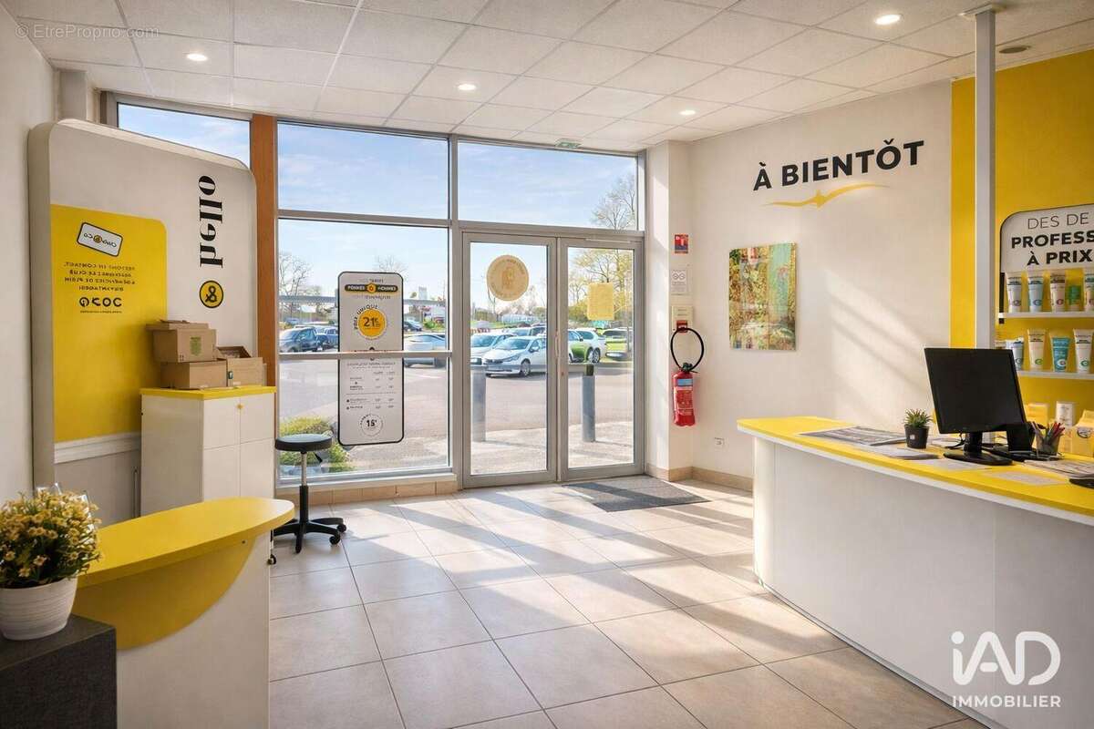 Photo 3 - Commerce à LE CREUSOT