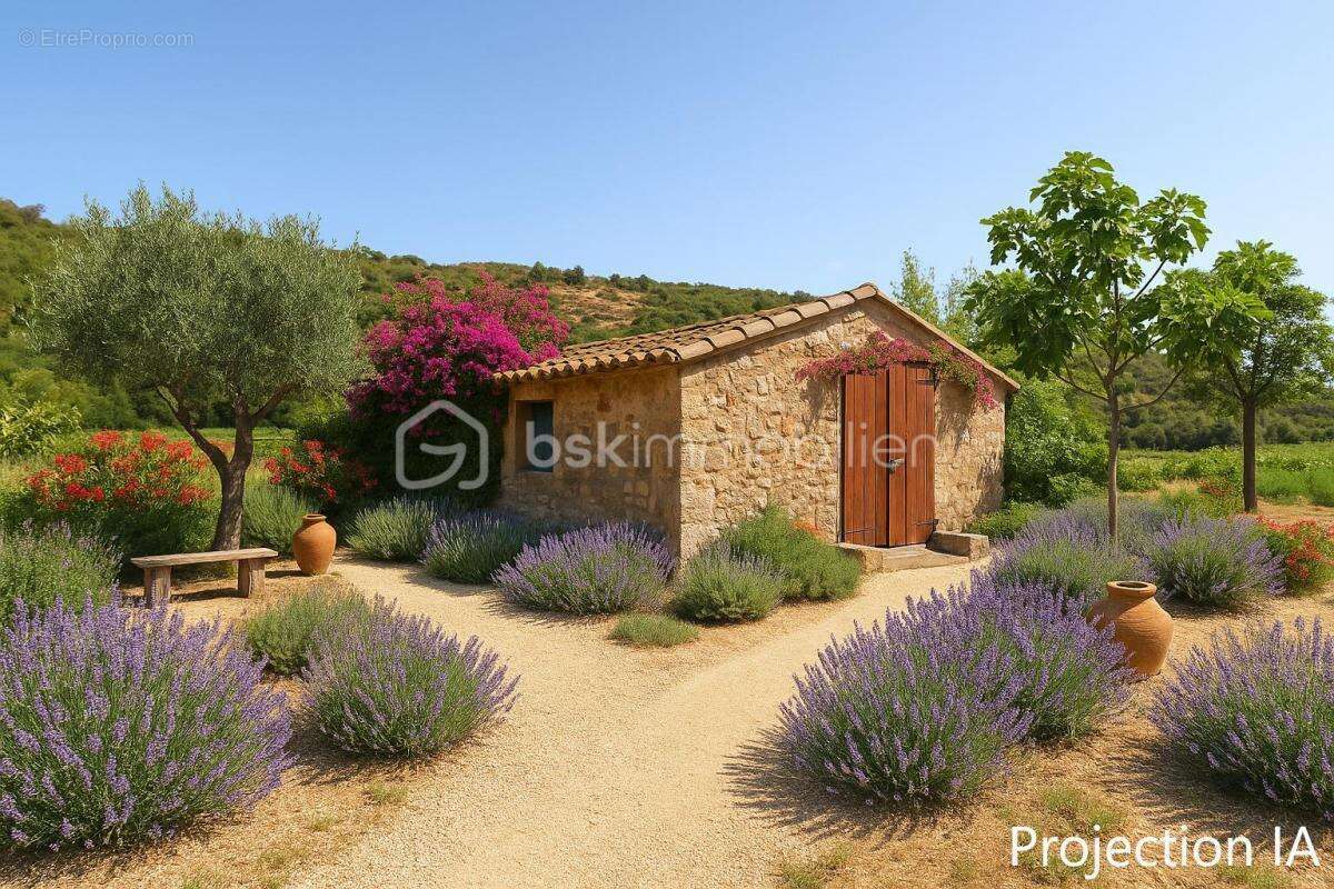 Terrain à LA TOUR-SUR-ORB