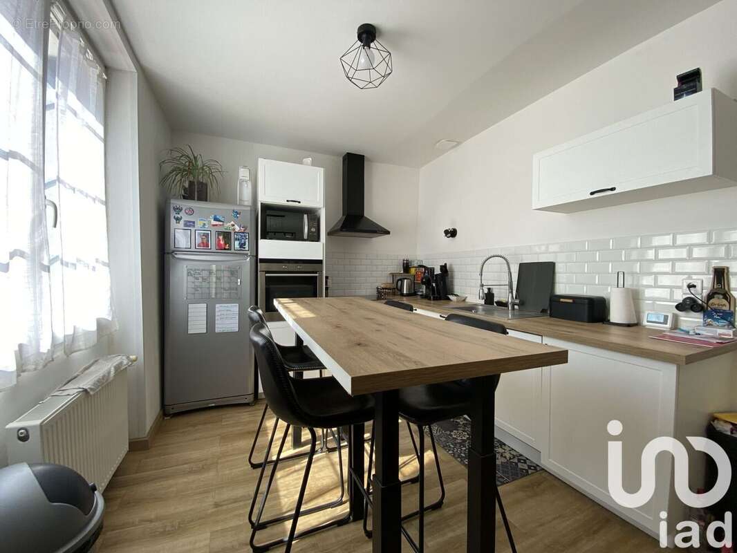 Photo 3 - Maison à RUELLE-SUR-TOUVRE