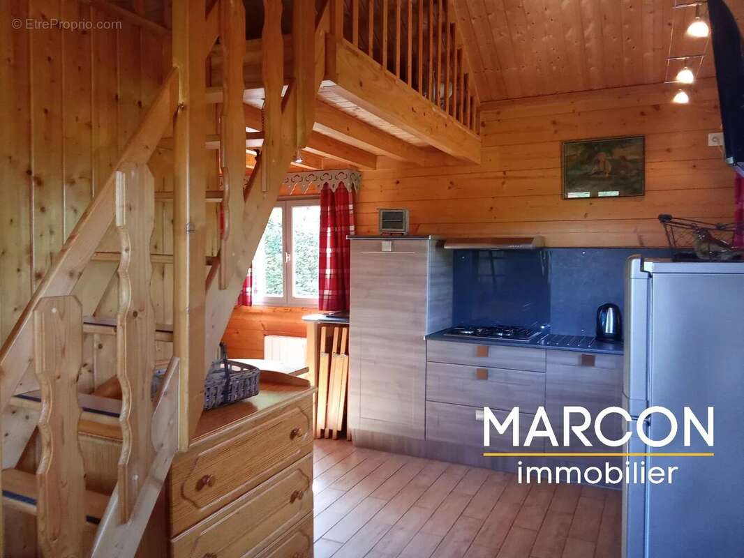 Maison 289 m² à Ajain  - photo 41