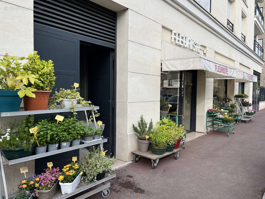 Commerce à SAINT-MAUR-DES-FOSSES