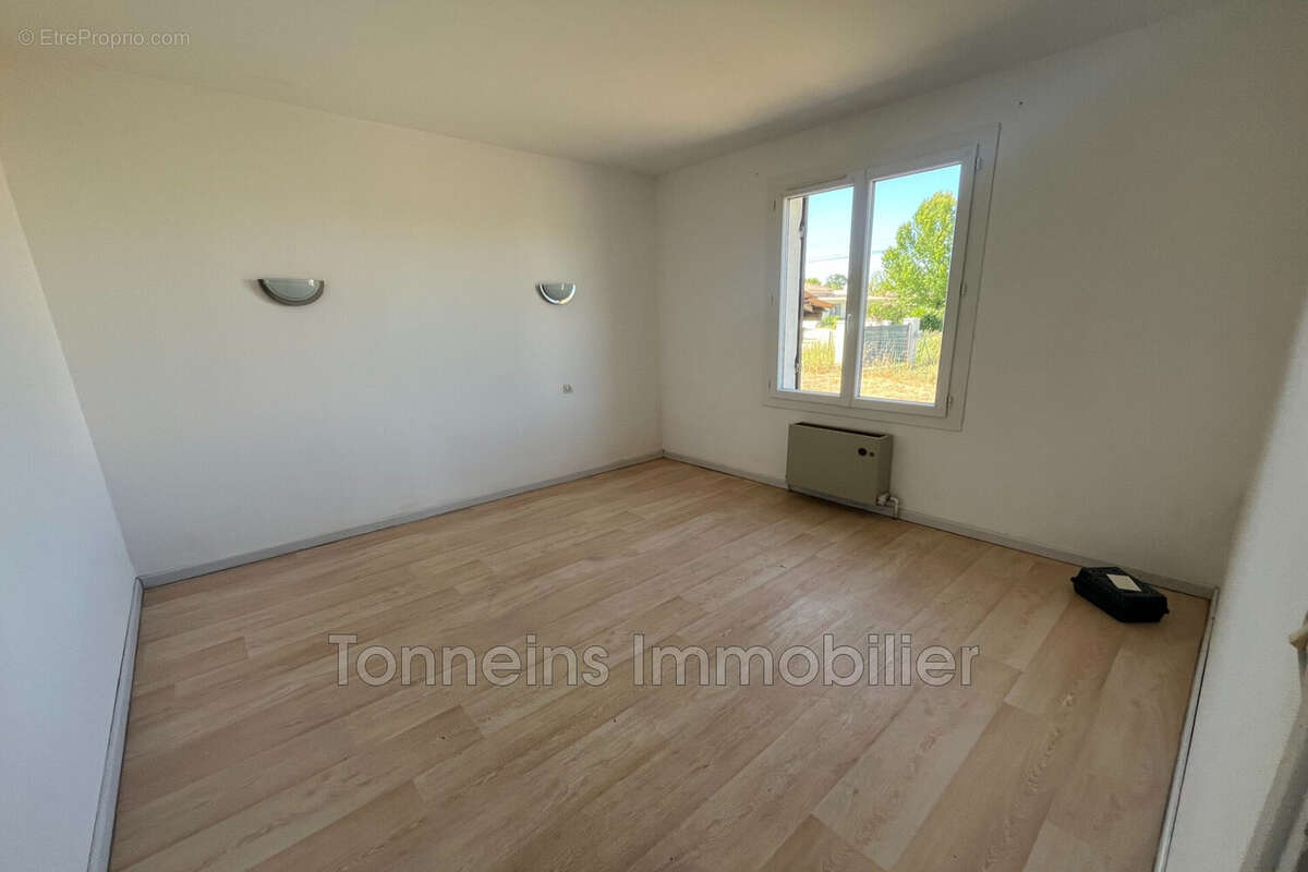 Maison 66 m² à Fauguerolles  - photo 9