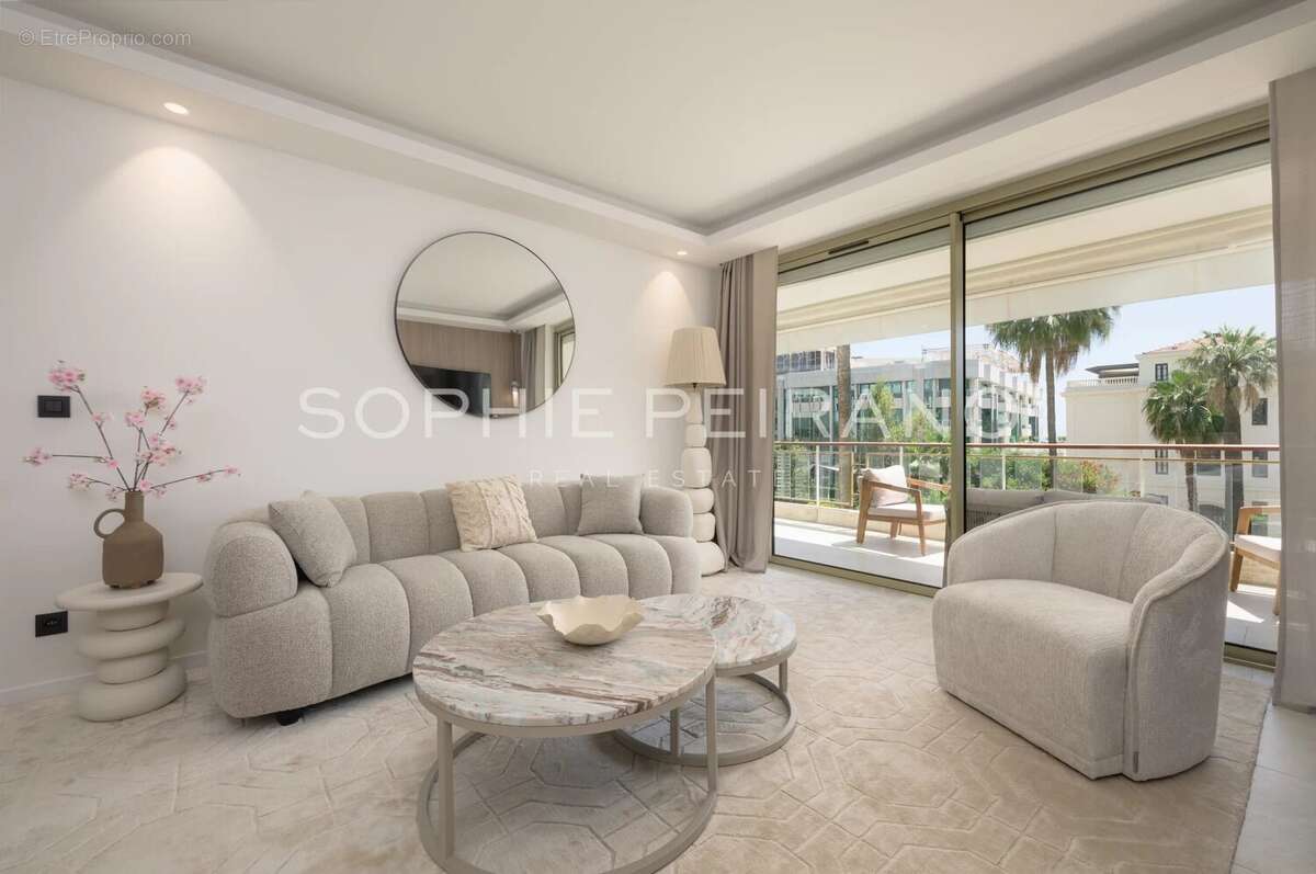 Appartement à CANNES