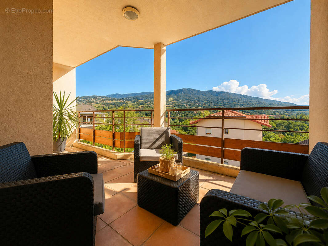 Appartement à CRANVES-SALES