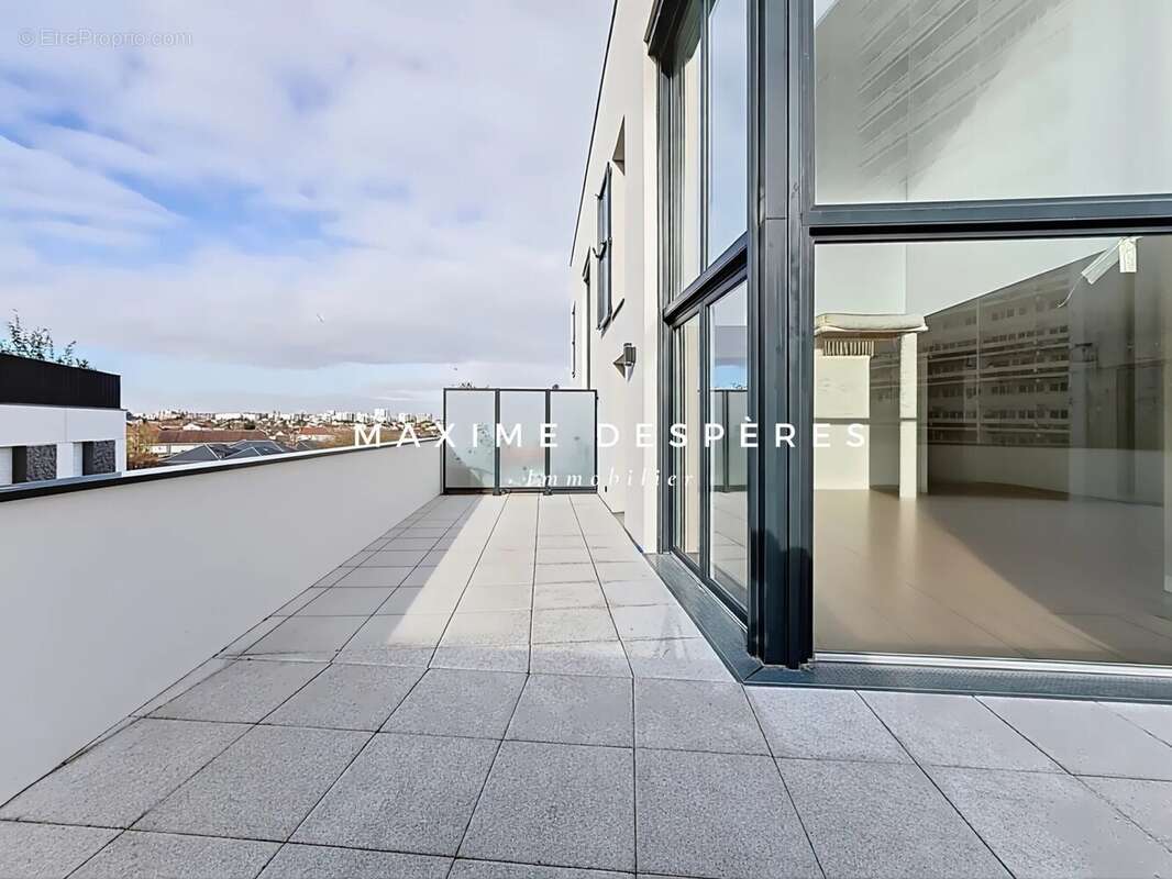 Appartement à FONTENAY-SOUS-BOIS