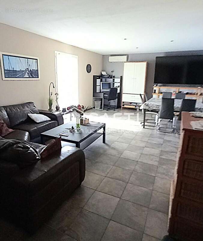 Photo 2 - Maison à SAINT-DENIS-DE-PILE