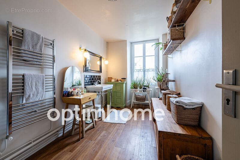 Maison à MORET-SUR-LOING