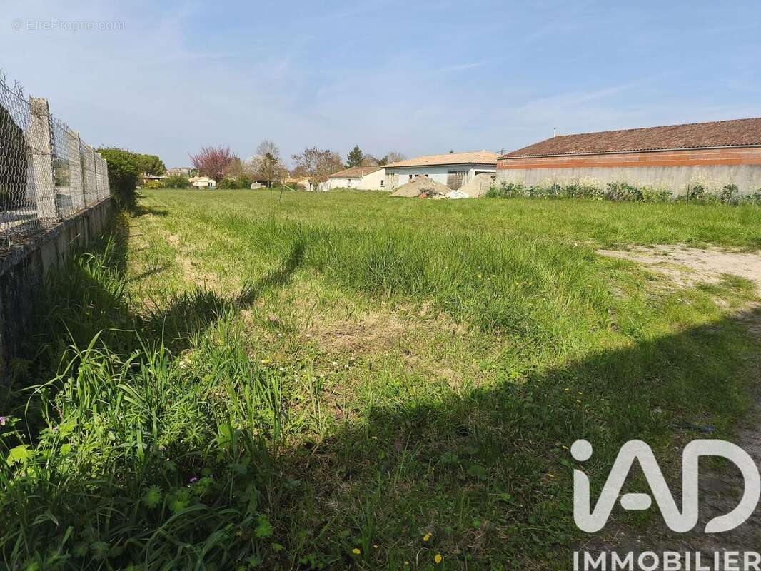 Terrain 2530 m² à Moulidars  - photo 3