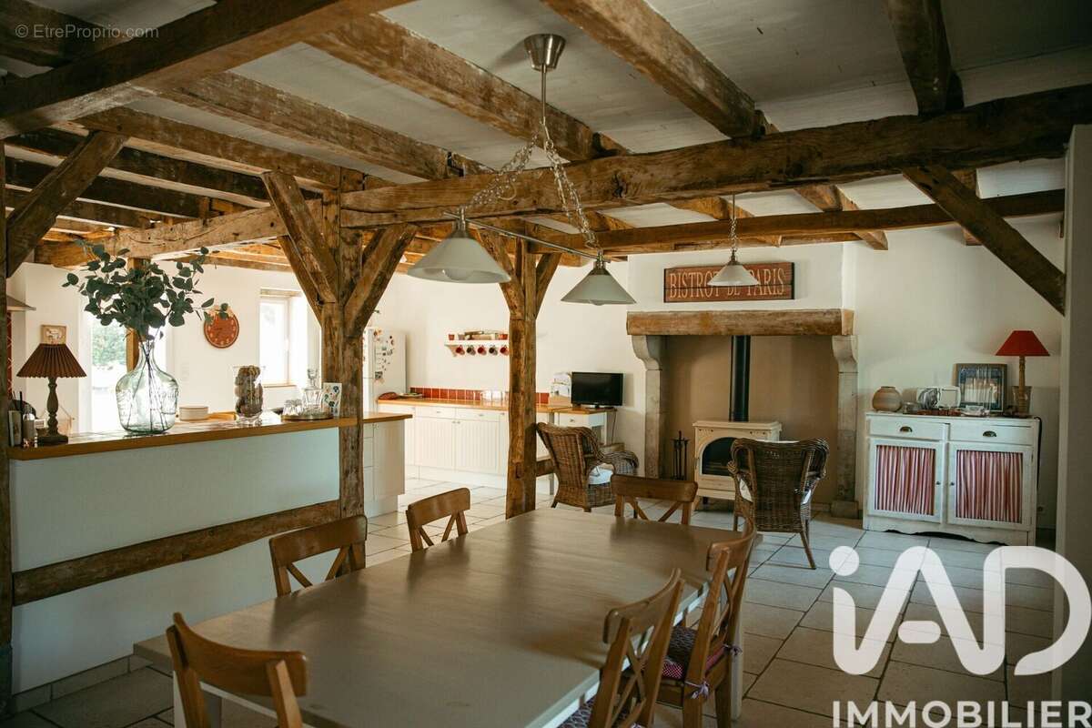 Maison 205 m² à Sort-En-Chalosse  - photo 8