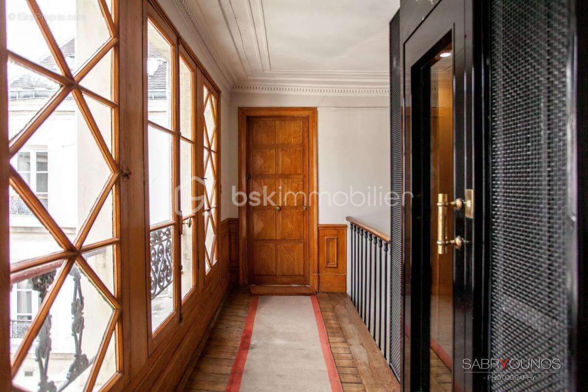 Appartement 107 m² à Paris-7e  - photo 6