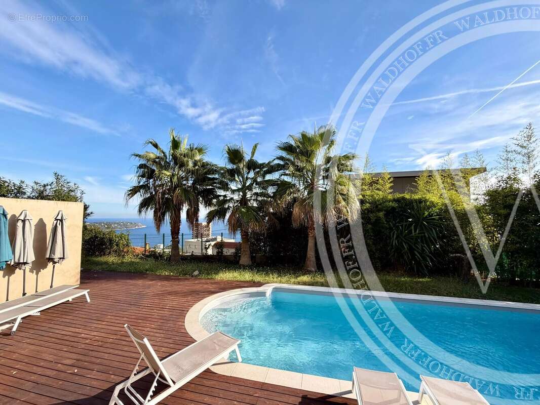 Appartement à BEAUSOLEIL