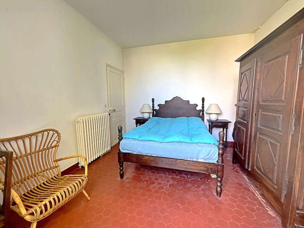 Maison de charme à rénover Royan, à deux pas du marché et de la plage - photo 6