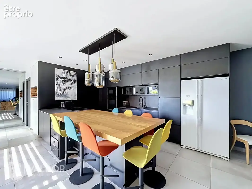Maison contemporaine avec jaccuzi à Quincié-en-Beaujolais - photo 3