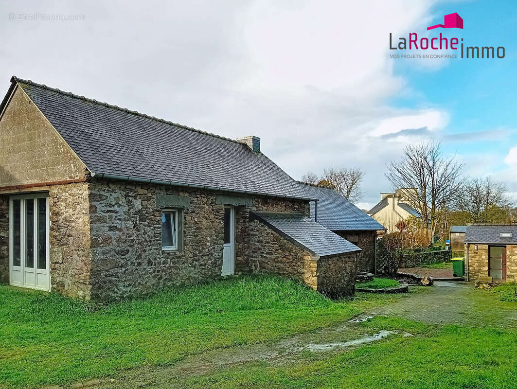 Maison à LANNEUFFRET