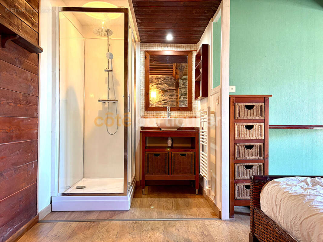 Charmante maison en pierre au coeur de Cerisy-la-Salle - photo 11