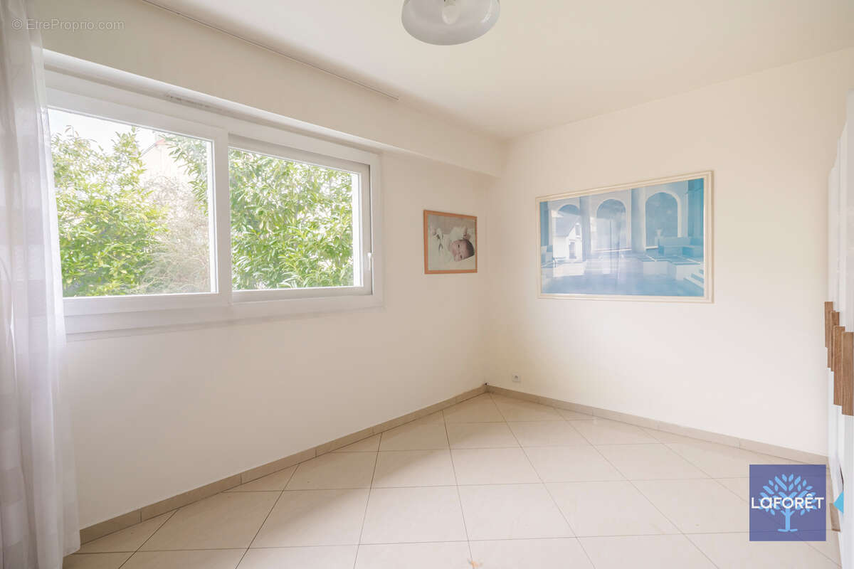 Maison à LES PAVILLONS-SOUS-BOIS