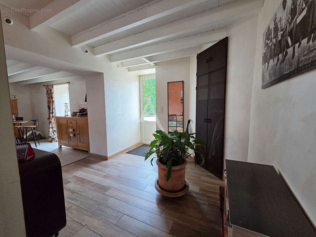 Maison à LE POIRE-SUR-VIE