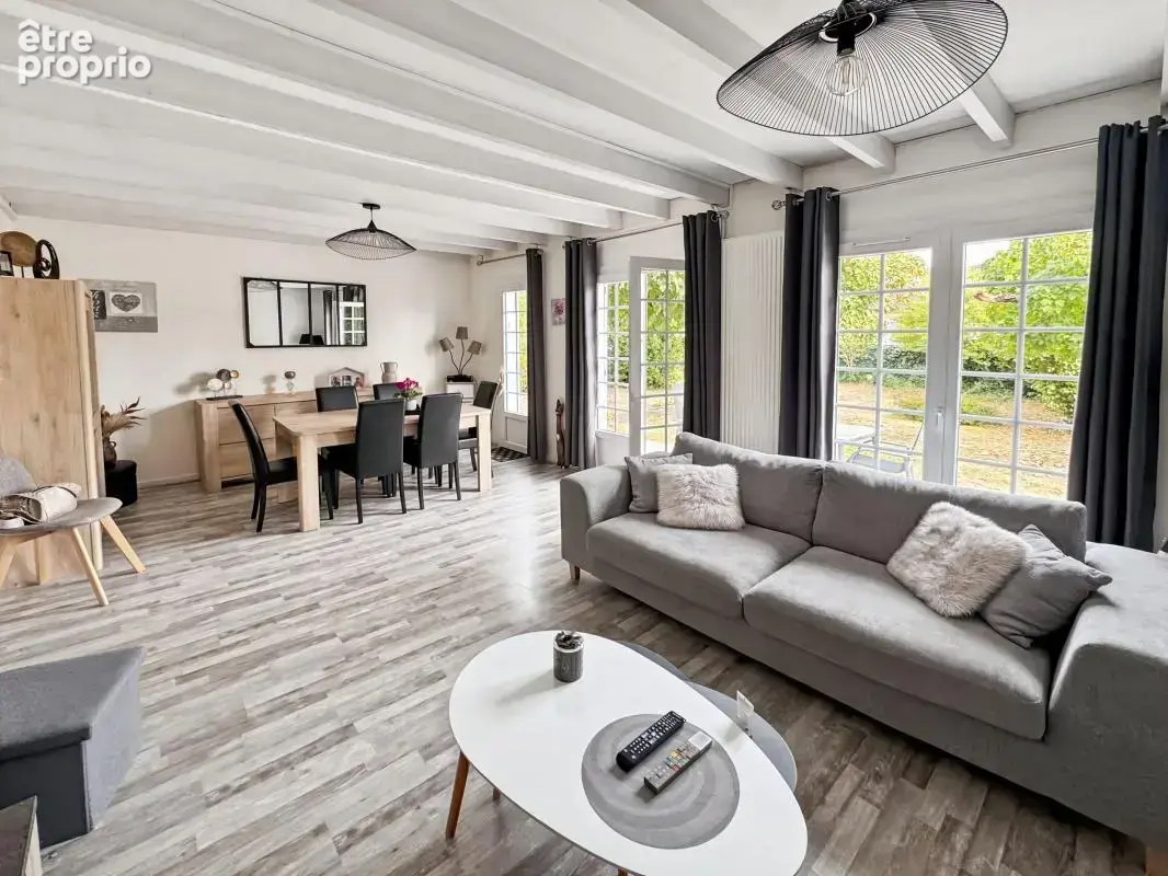Maison À Vendre - photo 1