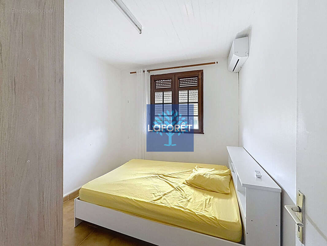 A vendre : Maison T6 sur deux niveaux au Lamentin - photo 14