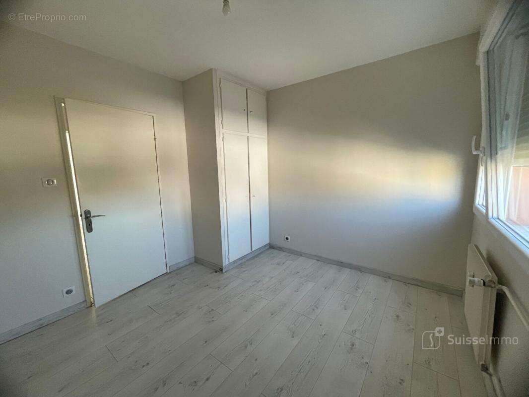 Belfort, Lumineux appartement T3 avec balcon et Garage - photo 4