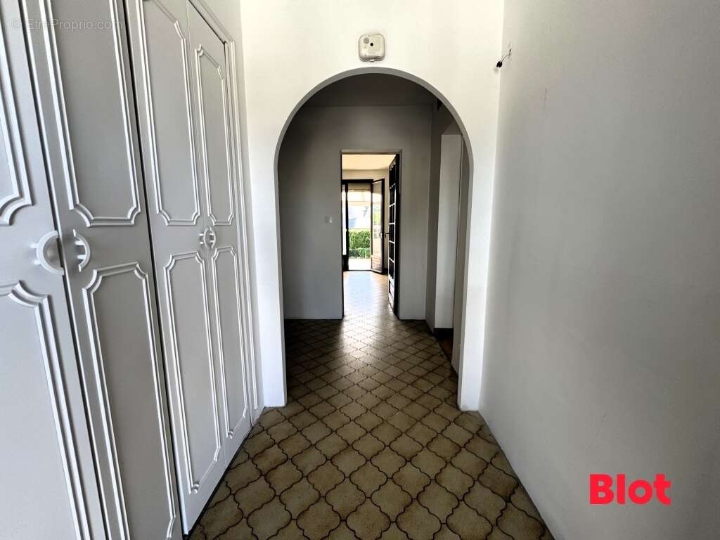 Maison 124 m² à Louvigne-De-Bais  - photo 8