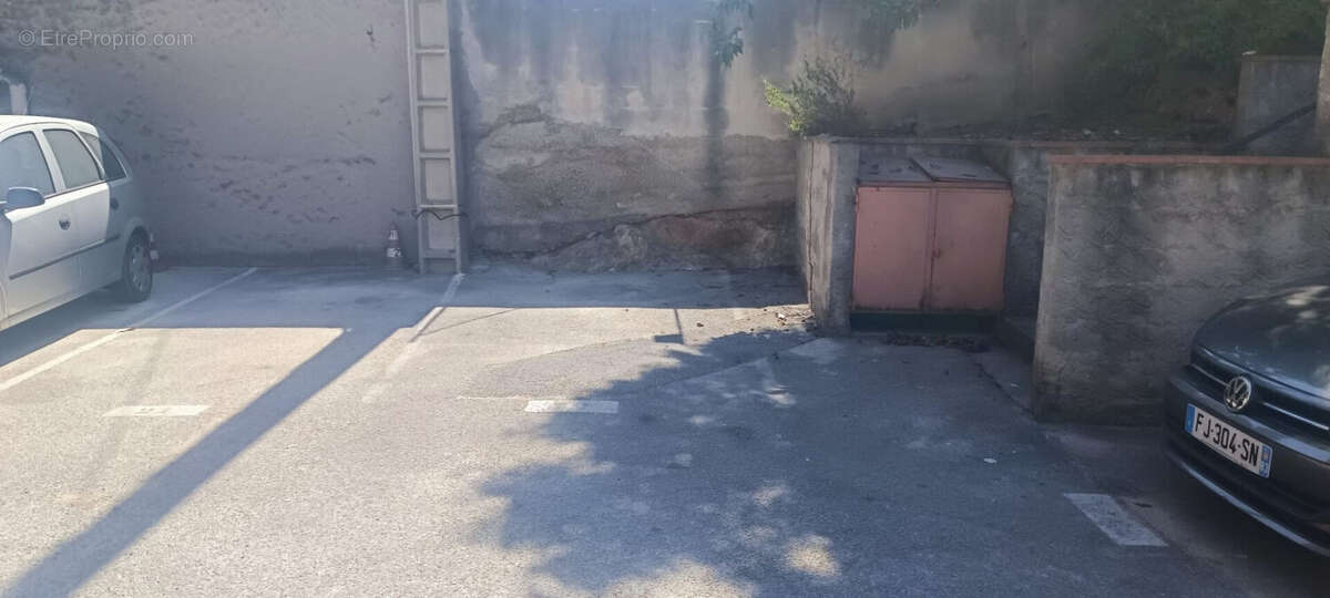 ** APPARTEMENT  T1 Bis **  Parking & Cave ** TOULON  Ouest (83) ** - photo 9