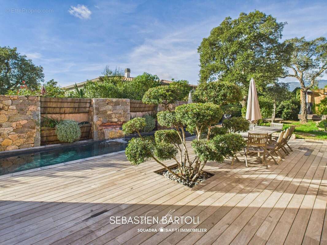 Photo 2 - Maison à LECCI