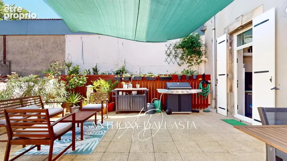 Ensemble immobilier avec appartement de 105 m² avec une grande terrasse, une chambre de bonne et une cave - photo 3