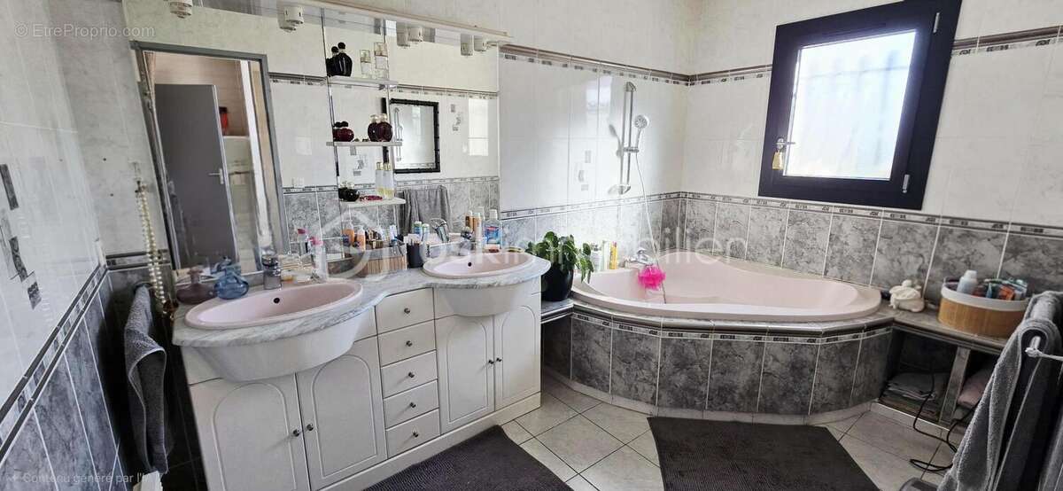 Maison à BOEIL-BEZING