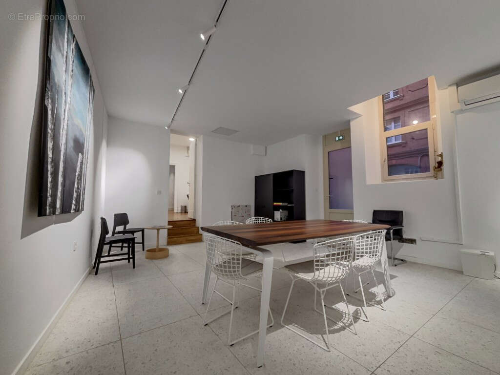 TOULOUSE   JEANNE D’ARC / BD DE STRASBOURG local commercial ou professionnel 80 m2 - photo 6