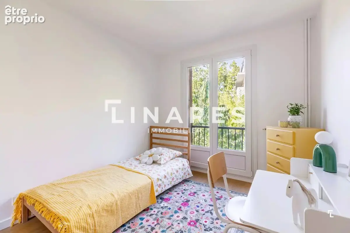 LE ST JEAN - Appartement T3/4 de 79m2 - Garage - Cave - 13100 AIX EN PROVENCE - photo 12
