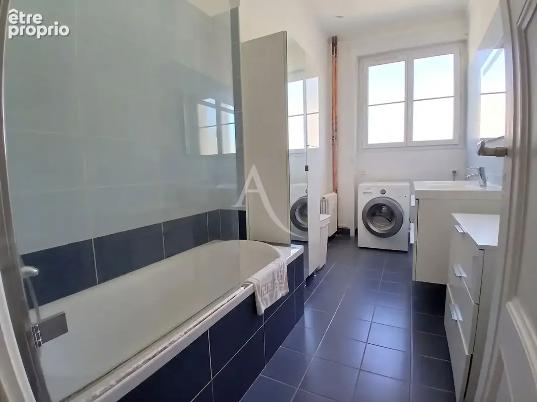 TALENSAC / ERDRE - Appartement  T4 - 105m²  & Garage boxé - photo 6