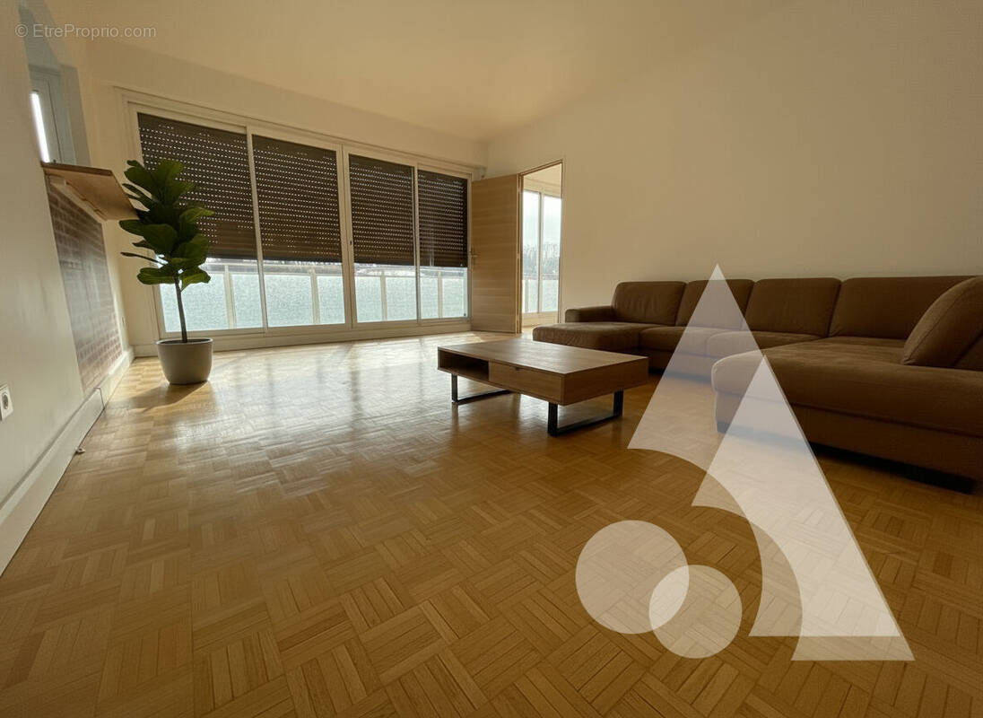 Appartement à RIS-ORANGIS