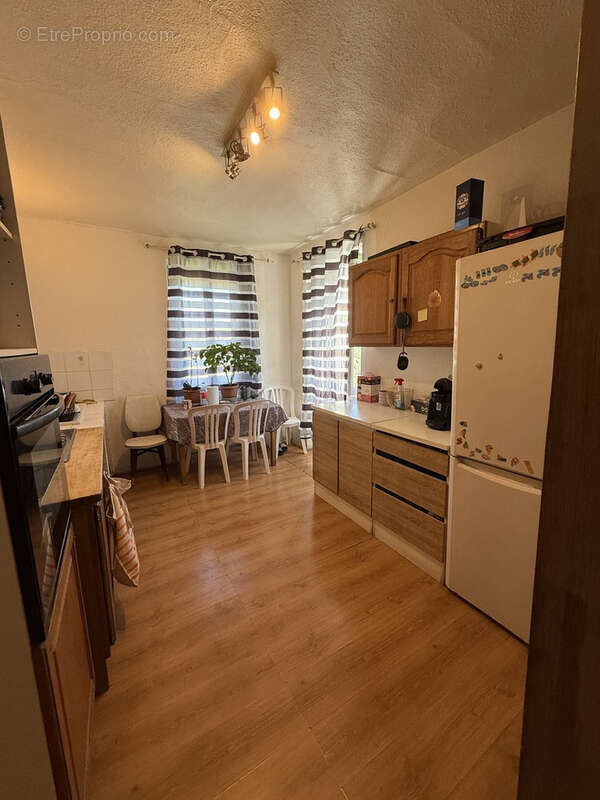 Appartement à LEVIE