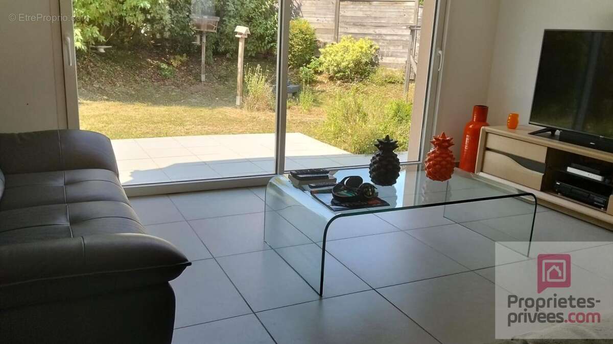 Maison à COSNAC