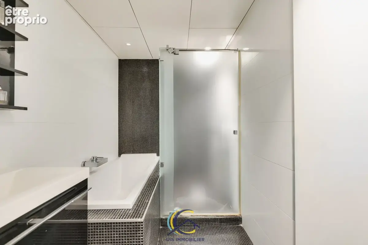 Rare : rdj d'exception avec jardin de 400m2 — résidence villa cadenelle - photo 31