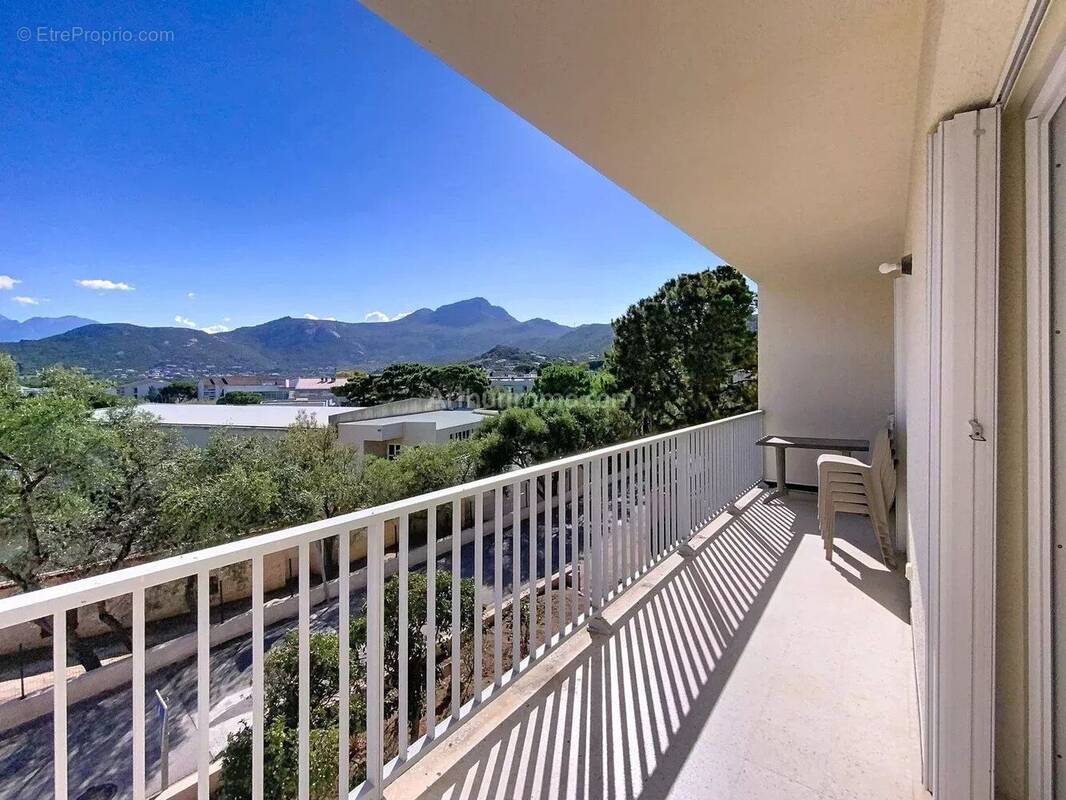 Appartement à CALVI