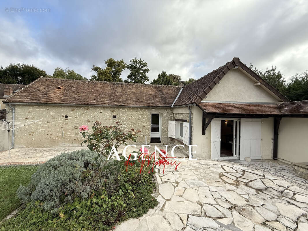 Maison à DONNEMARIE-DONTILLY