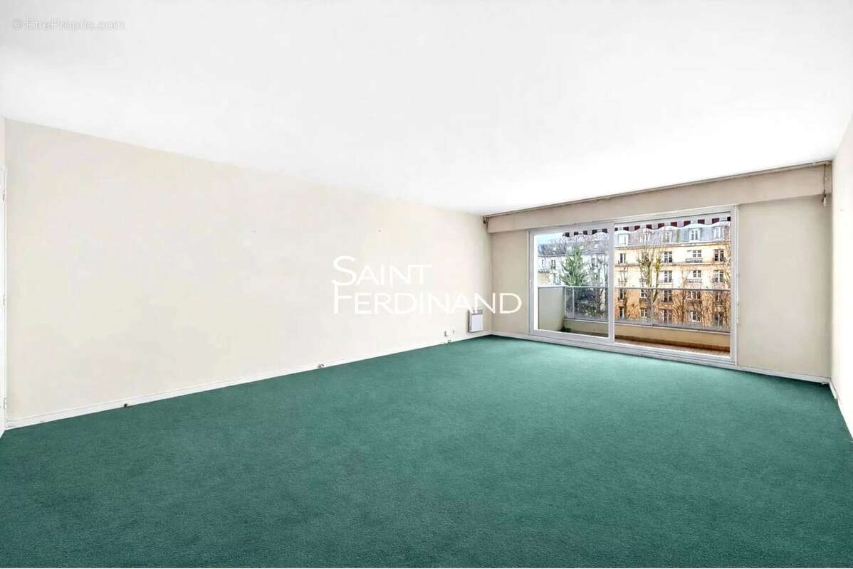 Appartement à NEUILLY-SUR-SEINE
