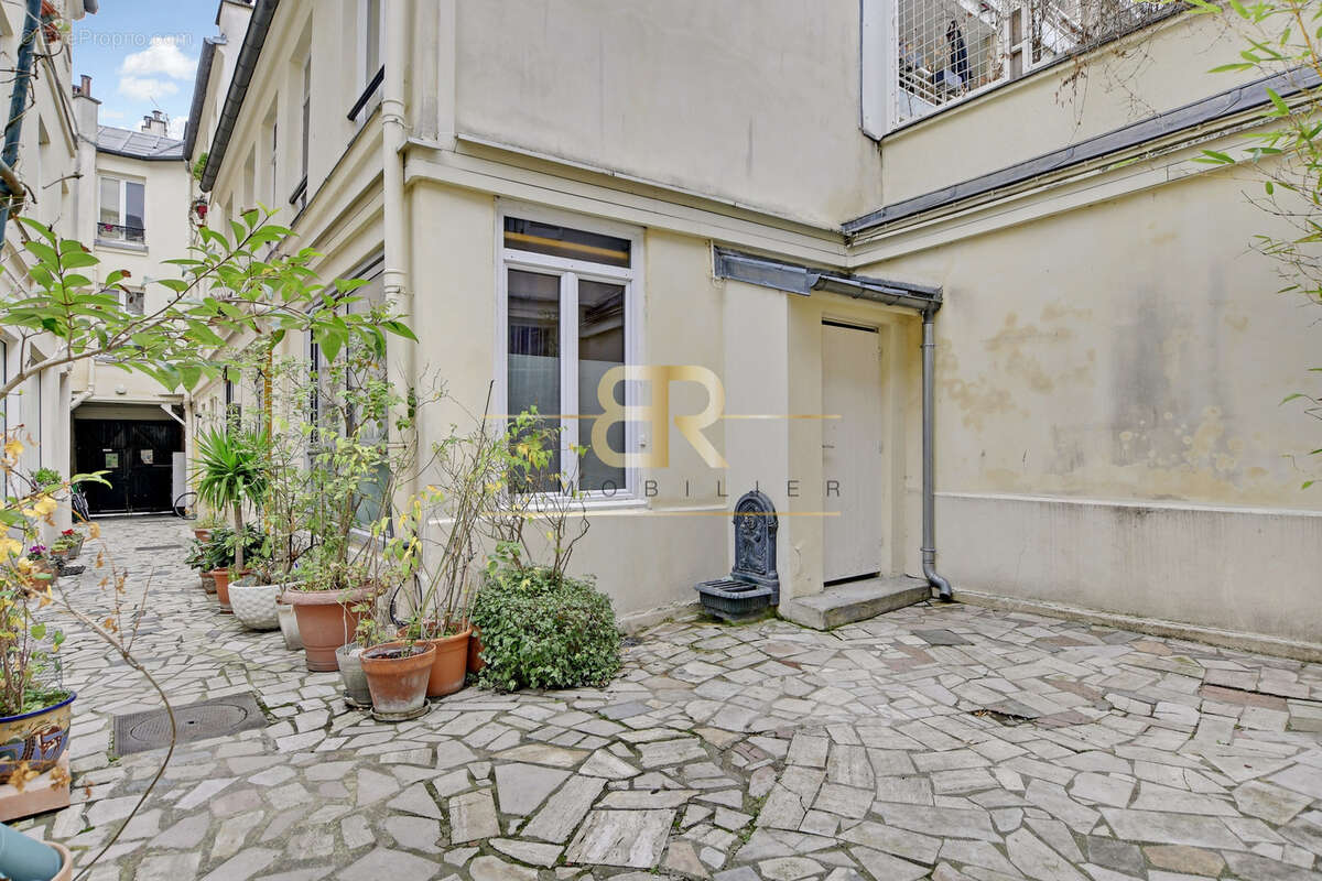 Appartement à PARIS-11E