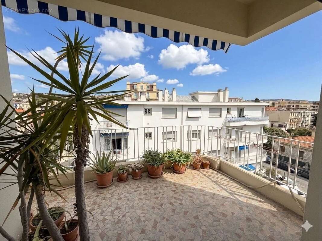 Appartement à NICE
