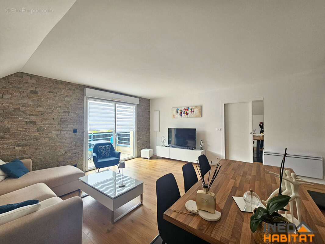 Appartement à GEVEZE