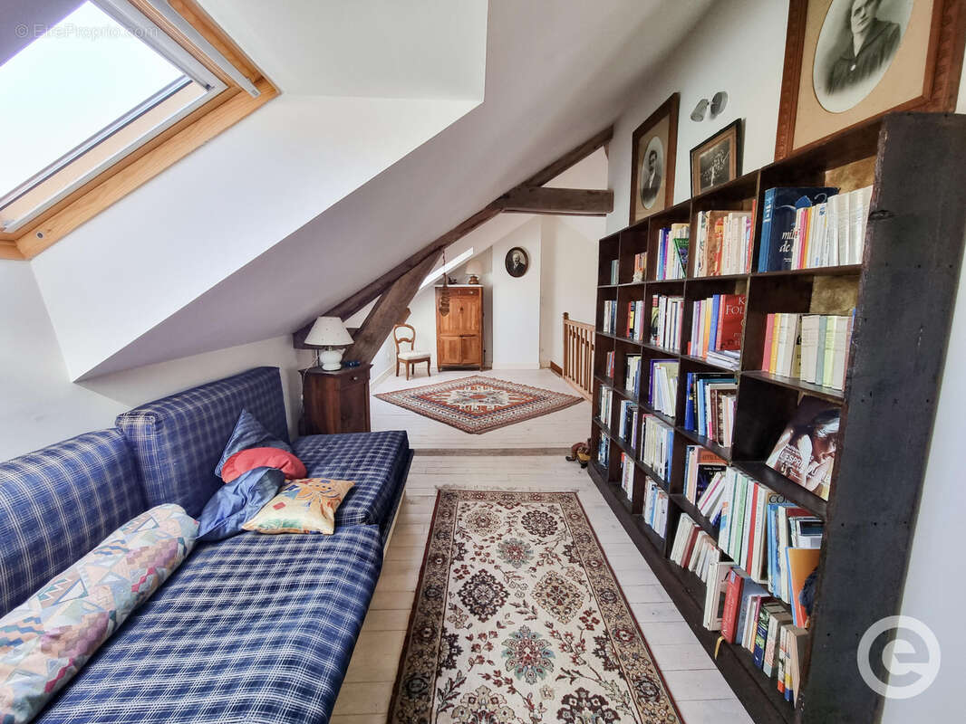 Maison à ANNAY-LA-COTE